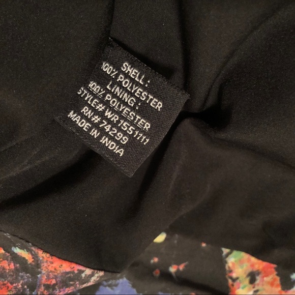 W118 by Walter Baker | Abstract Open-back Top - Picture 6 of 7